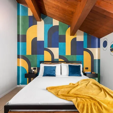 Casa Gialla 7a, New Milano&como Bregnano
